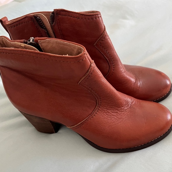 Ladies Boots by Lands End - Picture 1 of 5